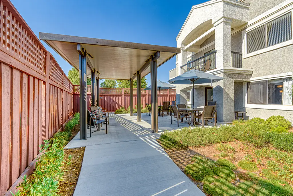 PSLMenifee-HOME-Discover-Community Dining area of an apartment at Healdsburg